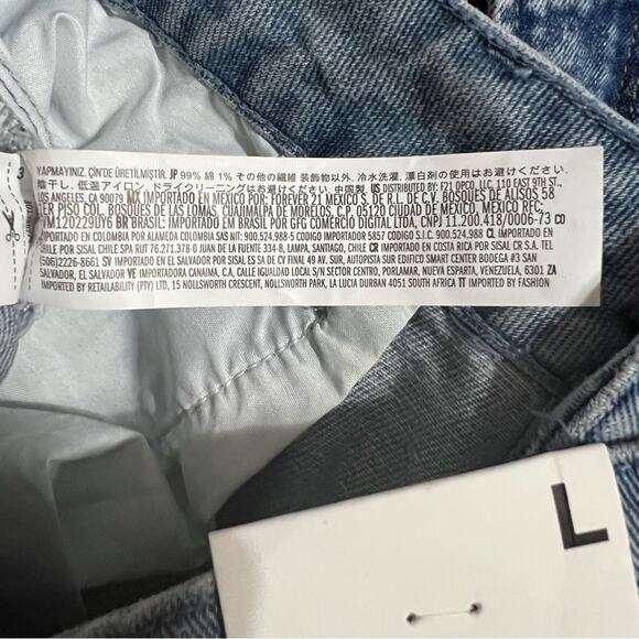 Forever 21 Blue Wide Leg Embroidered Strawberry Bow Jeans Size Large - Picture 15 of 16